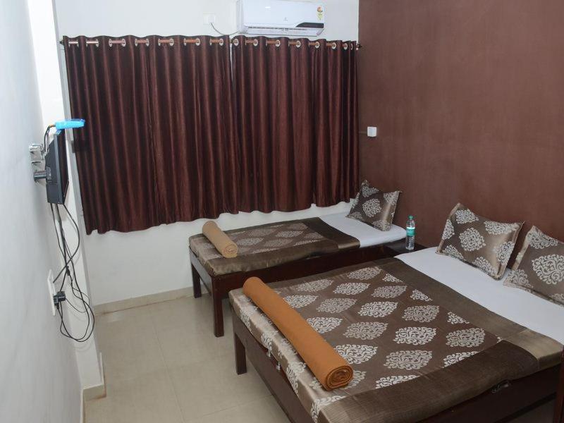 Nilraj Lodge Ратнагири Экстерьер фото